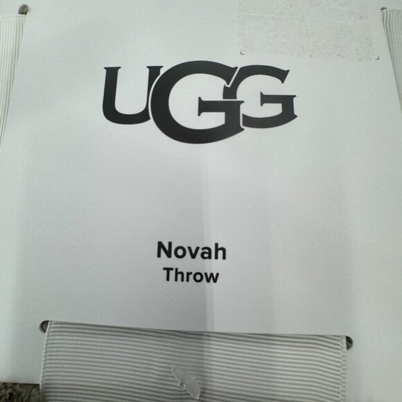 NWT UGG Novah Throw Blanket Light FAWN 50" X 70" - Picture 7 of 7